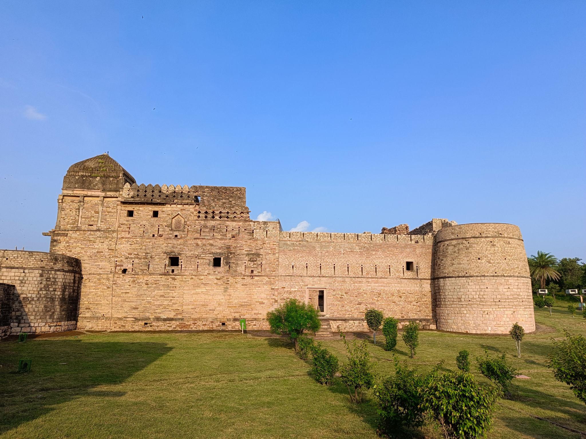 Chanderi Fort